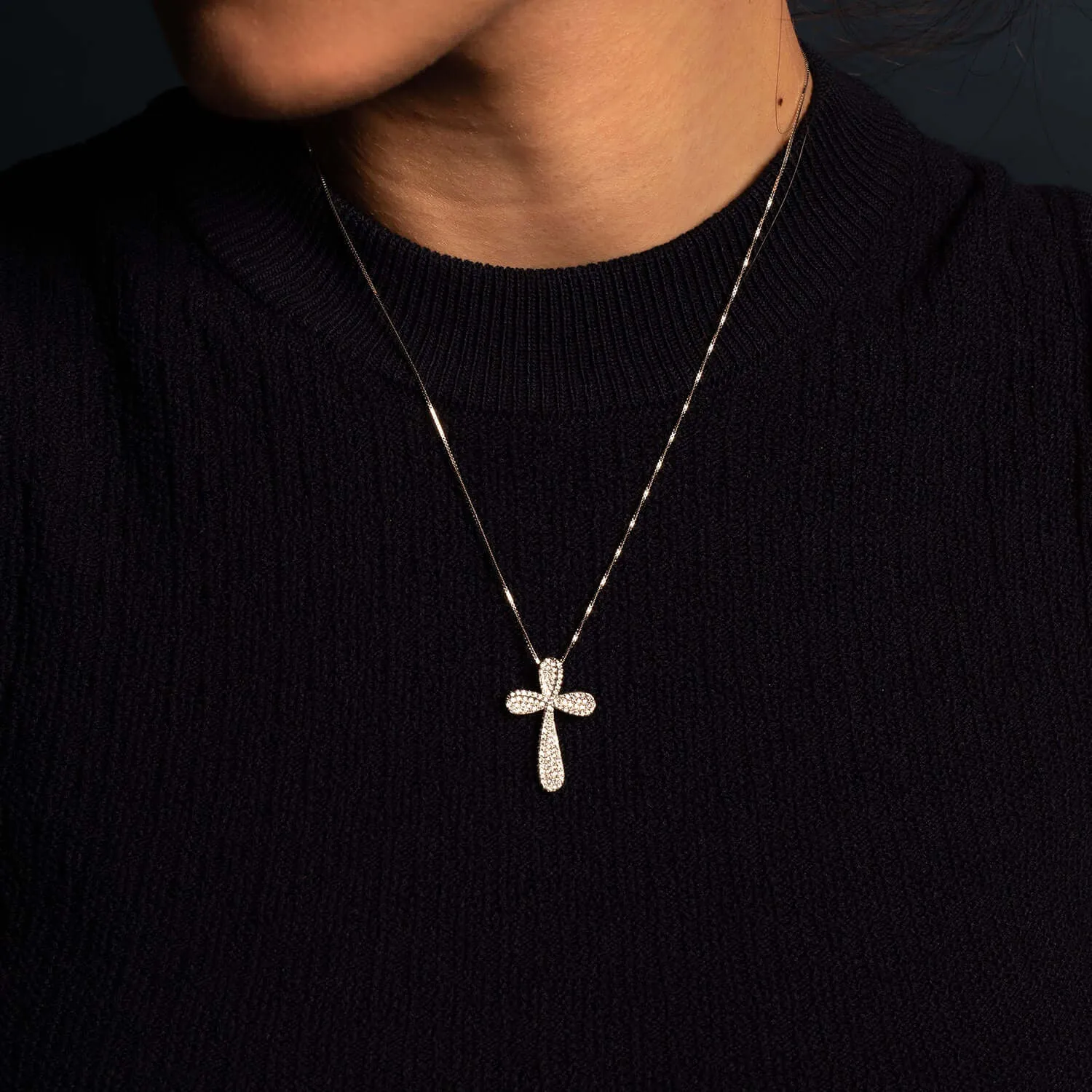 CROSS PENDANT - SILVER AND ZIRCONIA