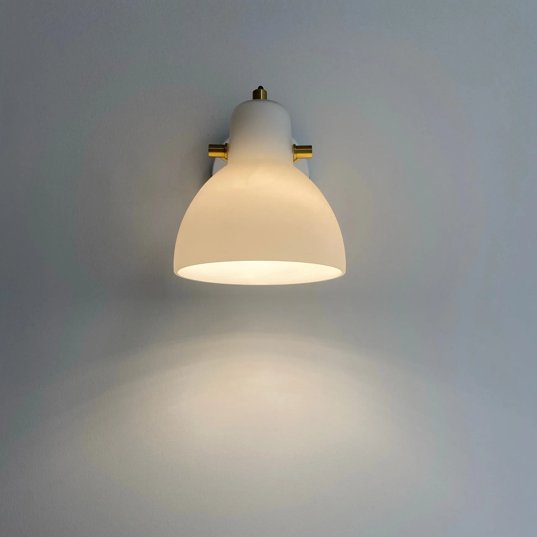 Daniel Wall Lamp