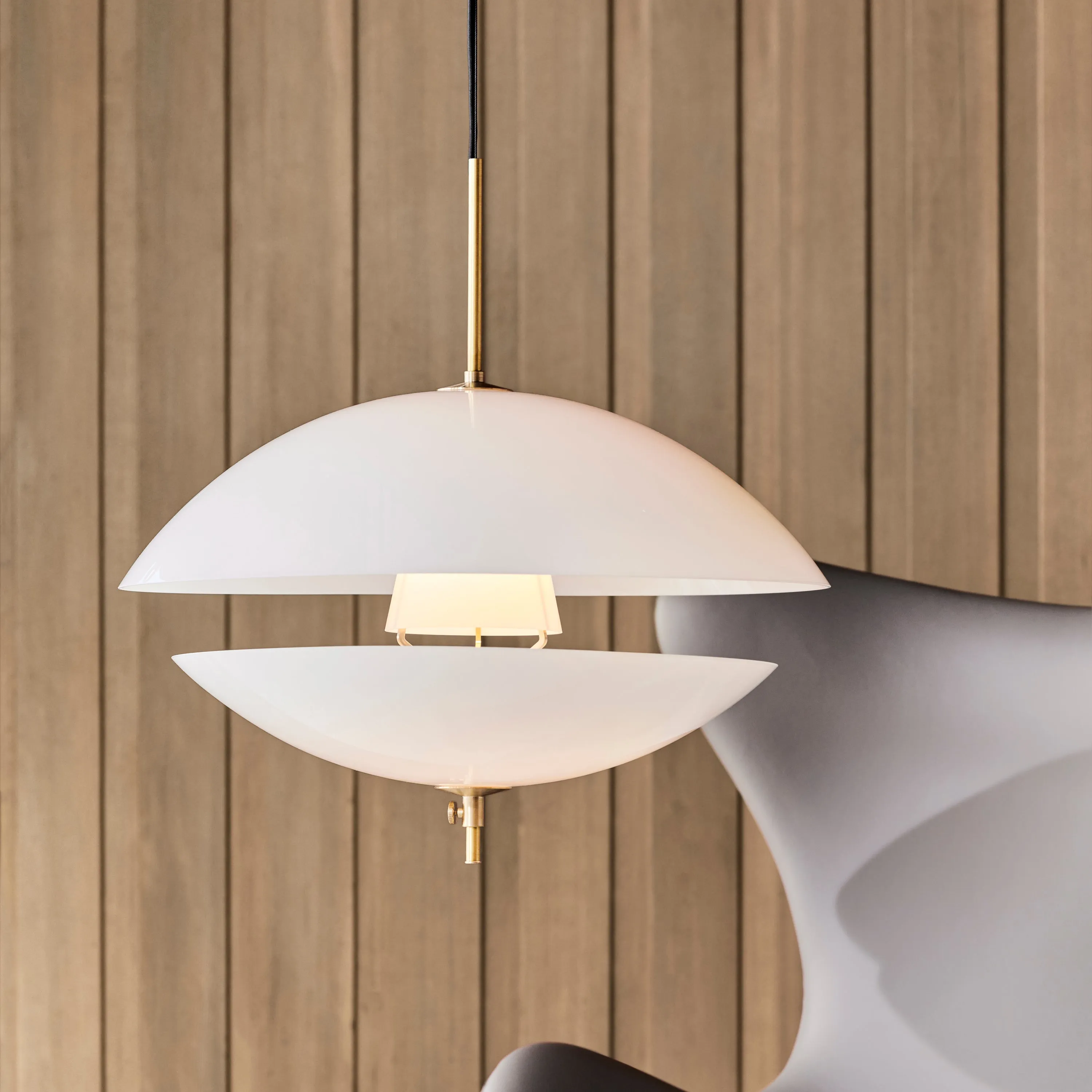 Fritz Hansen Clam™ Pendant Large